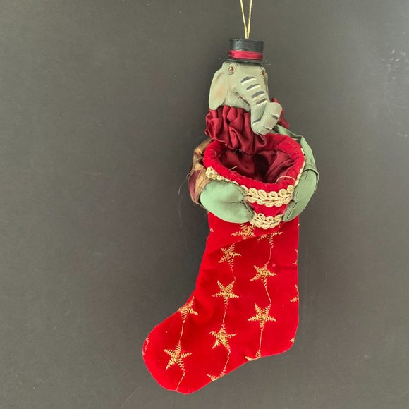 VINTAGE MARK ROBERTS COLLECTION ELEPHANT IN STOCKING  Christmas Ornament - Picture 4 of 4